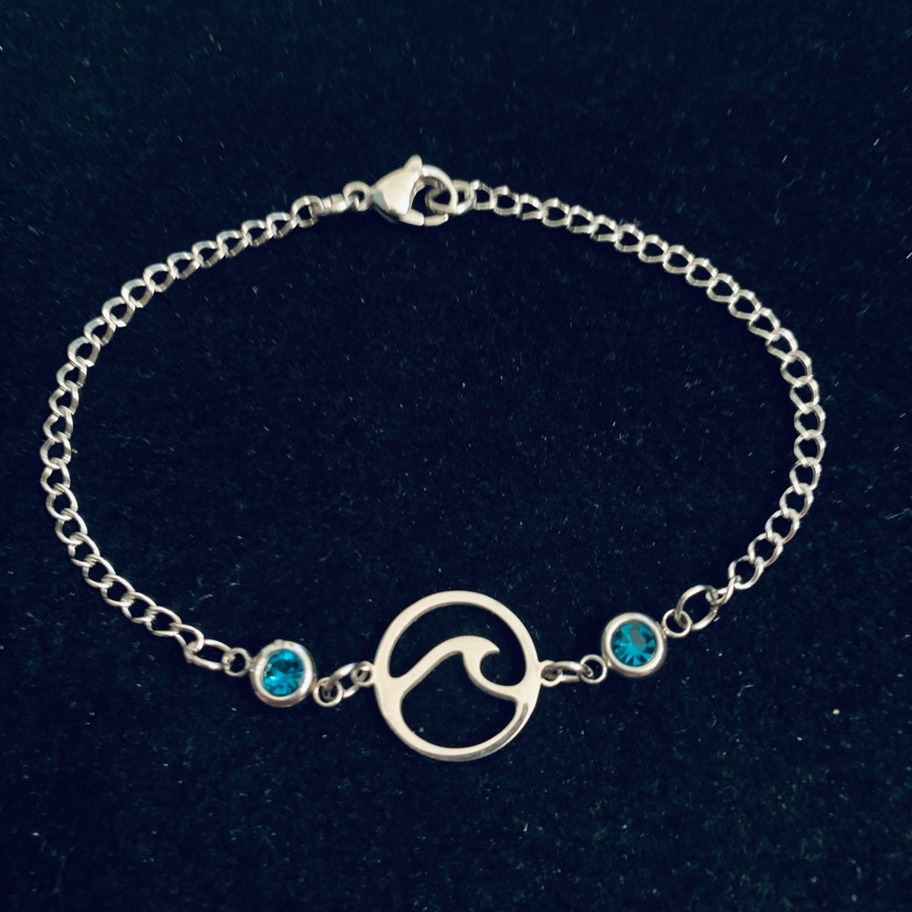 Ocean Wave Chain bracelet with rhinestone charms